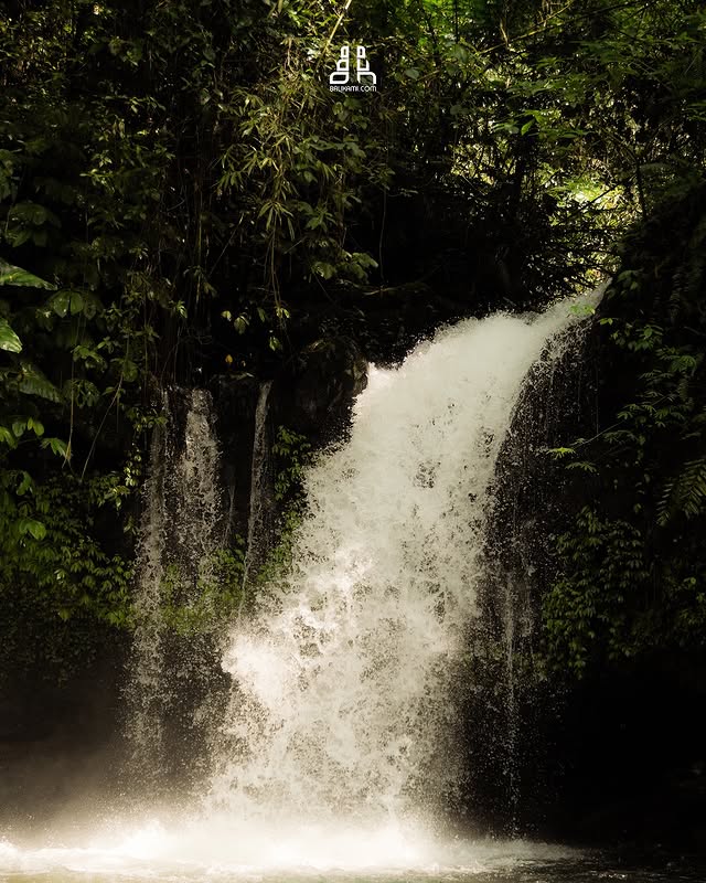 Foto Air Terjun dari instagram @balikami