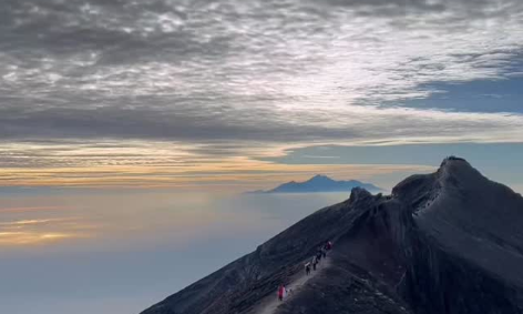 gunung agung