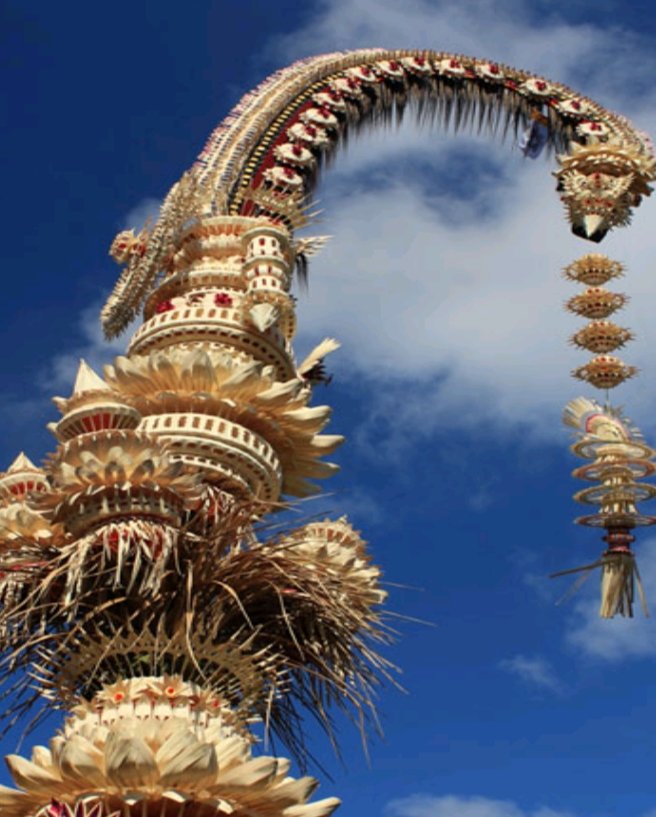 Rahajeng Galungan Lan Kuningan