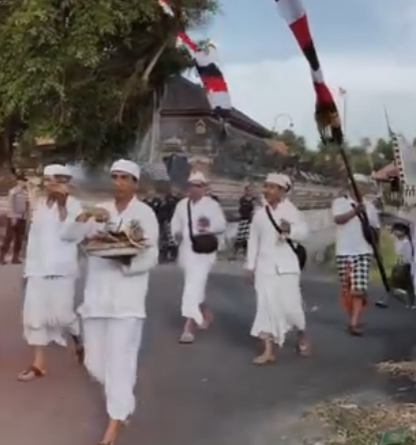 Mesucian Pura Tirta Lepang